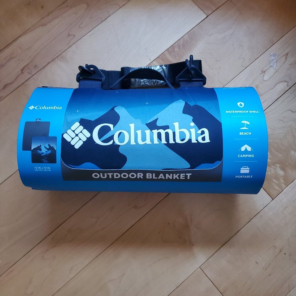 Columbia Outdoor Blanket 72" x 72" New